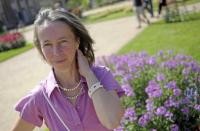Марина Коновалова - учитель ведущий по контактной импровизации