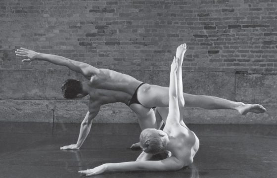 Фильм о танце , в том числе и о контактной импровизации - ведущий Екатерина Васенина - Центр Контактной Импровизации в Москве