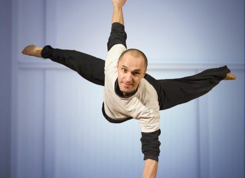 CONTEMPORARY и КИ с Сантахом в Море Внутри - ведущий Руслан Сантах - Центр Контактной Импровизации в Москве