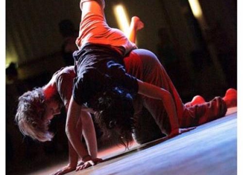 ИМПРОВИЗАЦИЯ В КОНТАКТЕ или Основы Контактной Ипровизации для начинающих - ведущий Анна Титова - Центр Контактной Импровизации в Москве