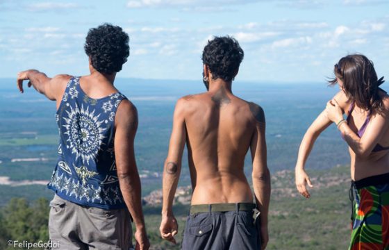 Классы КИ с элементами лаборатории -ВОЗЬМИ МЕНЯ С СОБОЙ - ведущие Иван Габриэль Бауша и Александра Безроднова - Центр Контактной Импровизации в Москве