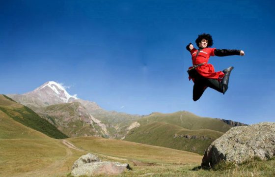 Путешествие в Контакт, Музыку и Перформанс - Центр Контактной Импровизации в Москве