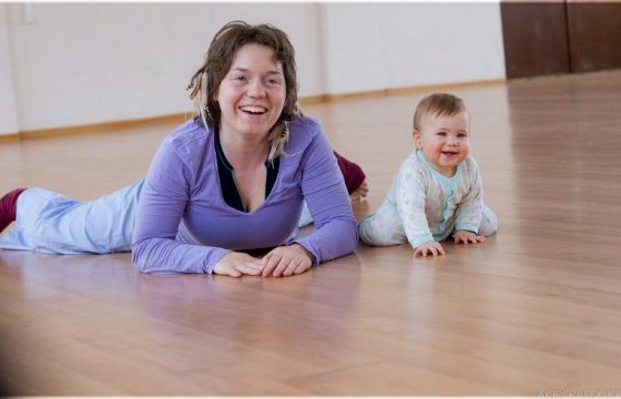 Занятия по соматике: Паттерны развития движения в раннем возрасте - ведущий Мария Грудская - Центр Контактной Импровизации в Москве